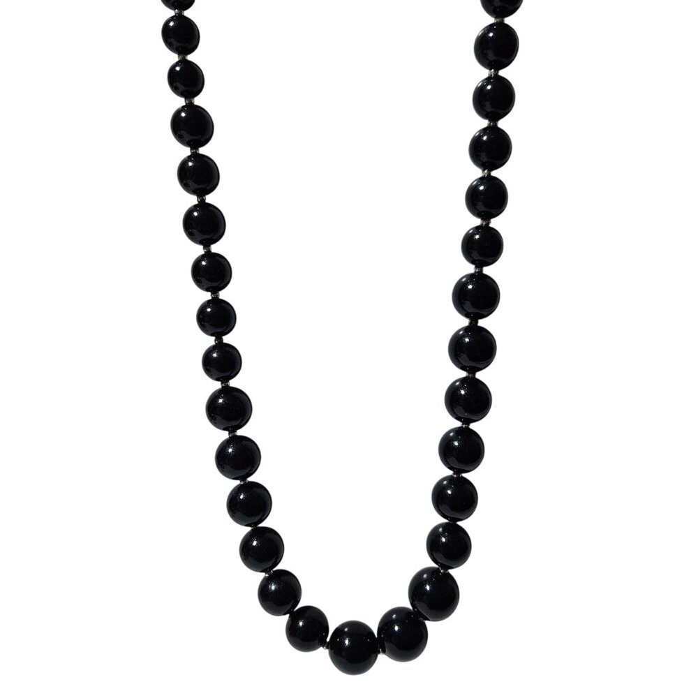 Elegant Retro Black Beaded Necklace Classic Minimalist Fashion Jewelry Women
